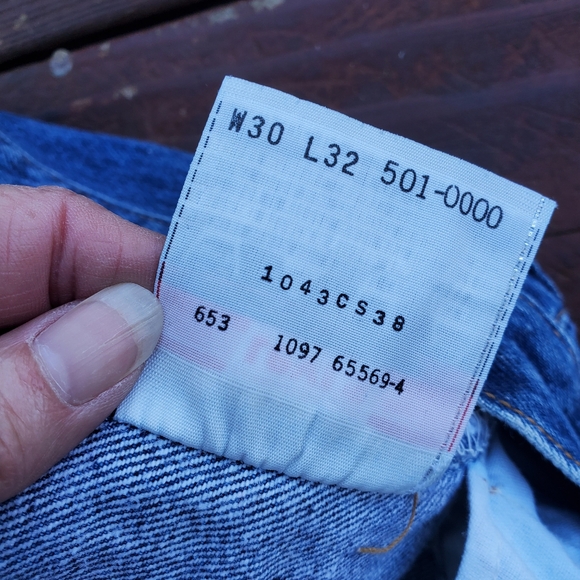 90s VINTAGE 501 JEANS - Picture 10 of 11